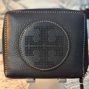 Tory Burch Black Leather Wallet